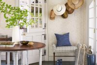 Cozy Beach House Decor: How to Nail the Comfortable Coastal Look