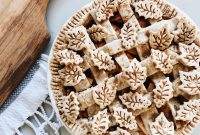 Gluten-Free Vegan Apple Pie Recipe: Flaky Crust & Spiced Filling