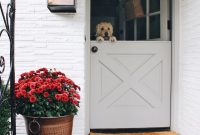 Cozy Fall Porch Decor with Lantern Ideas for Seasonal Curb Appeal