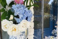 Summer Lantern Bouquet Ideas for Bright Outdoor Decor