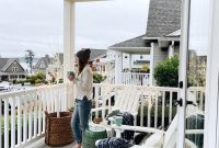Cozy Winter Front Porch Ideas and Stress-Free Christmas Decorating Method