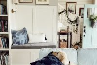 Whimsical Cedar Garland Ideas to Dress Up Your Staircase