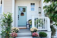 Fall 2022 Front Porch Decor Reveal — Lantern Returns!