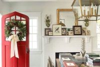 Charming Christmas Homes to Inspire Your Sunday Strolls