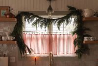 5 Charming Christmas Homes to Explore on a Cozy Sunday Stroll