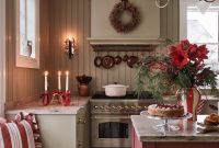 Christmas Decorating in Red: Festive Street Strolls and Scrolls