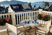 Create a Summery Backyard Retreat: 5 Tiny Deck Refresh Ideas