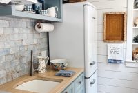 Charming 400 Sq Ft Summer Cottage + Smart Small-Space Tips