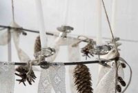 Rustic Fall-to-Winter Decor Ideas Using Pine Cones