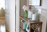 Small Upstairs Hallway Bookshelf Ideas for Compact Spaces