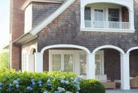 Dream Houses with Shingle Siding: Inspiration and Design Ideas
