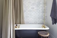 Jack and Jill Split Master Bathroom Design Ideas