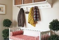 How to Choose the Perfect Living Room Mirror Shape for Your Decor