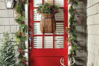 Holiday Front Door Decorating Ideas to Inspire Your Home