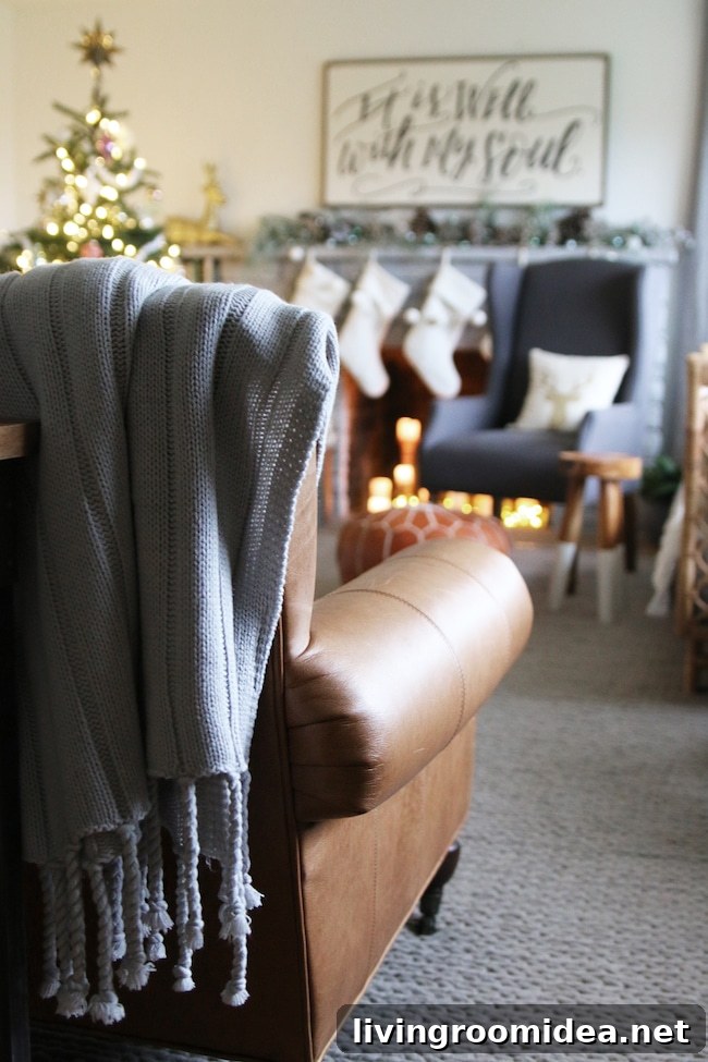 Leather sofa, cozy cable knit rug