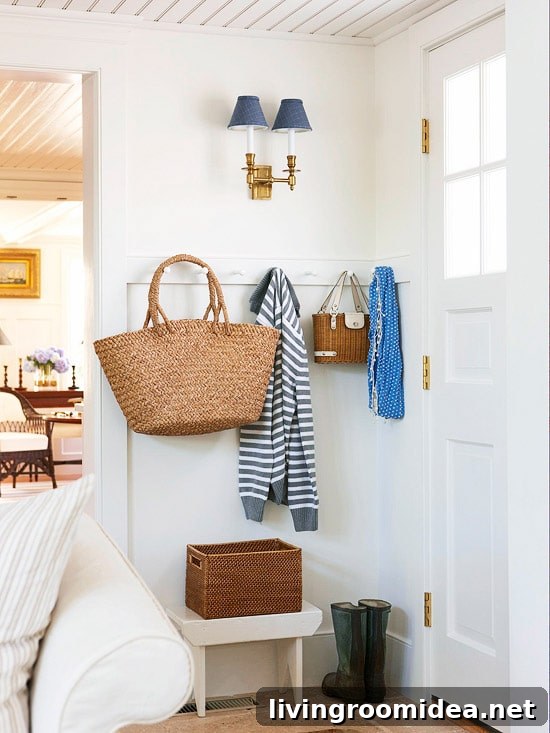 Declutter and Organize Your Home: Make 2017 Your Most Tidy Year 5 Organized Small Entry