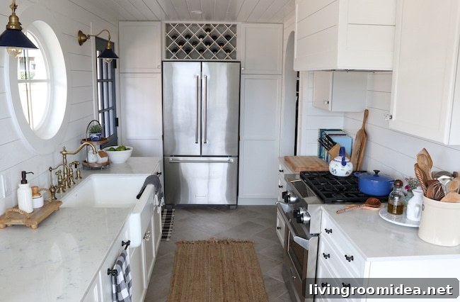 Small Kitchen Remodel Reveal: Stylish Small Space Transformation 19 img 102336 20 2