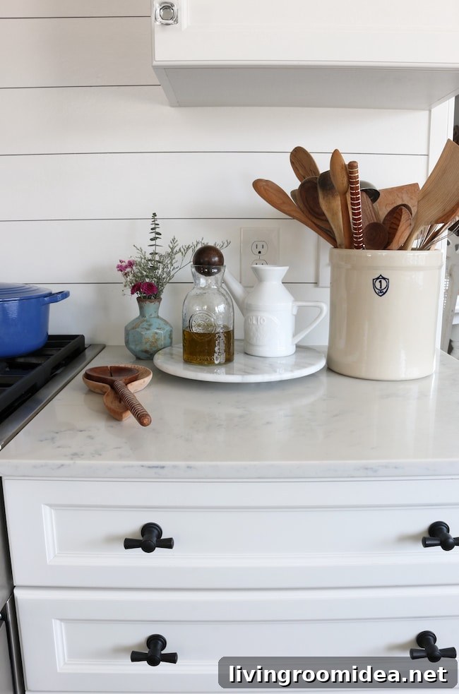 Small Kitchen Remodel Reveal: Stylish Small Space Transformation 37 img 102336 59 2