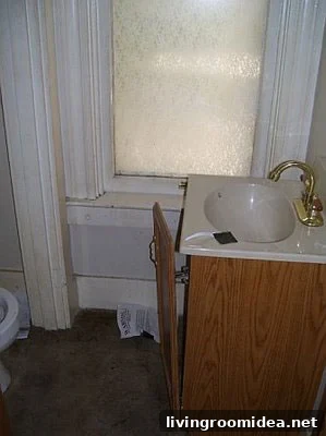 powderroombefore1