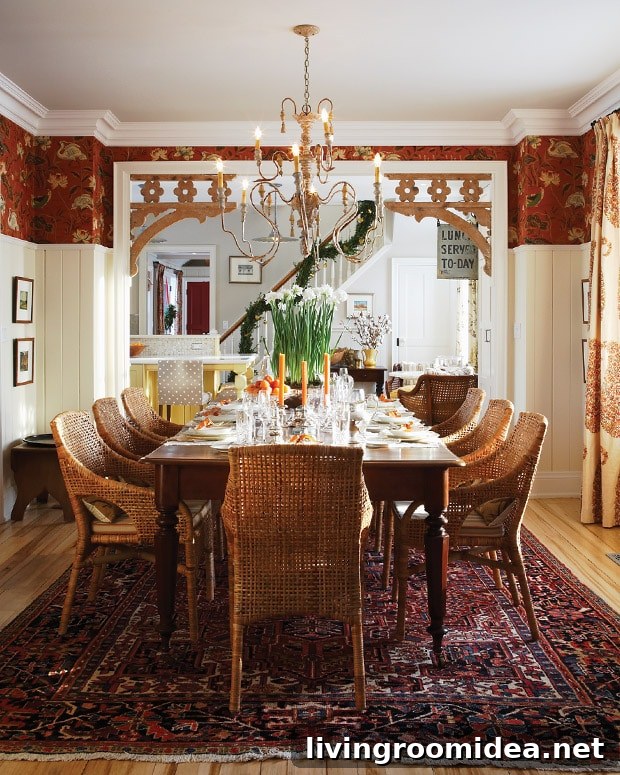 Cottage style dining room 
