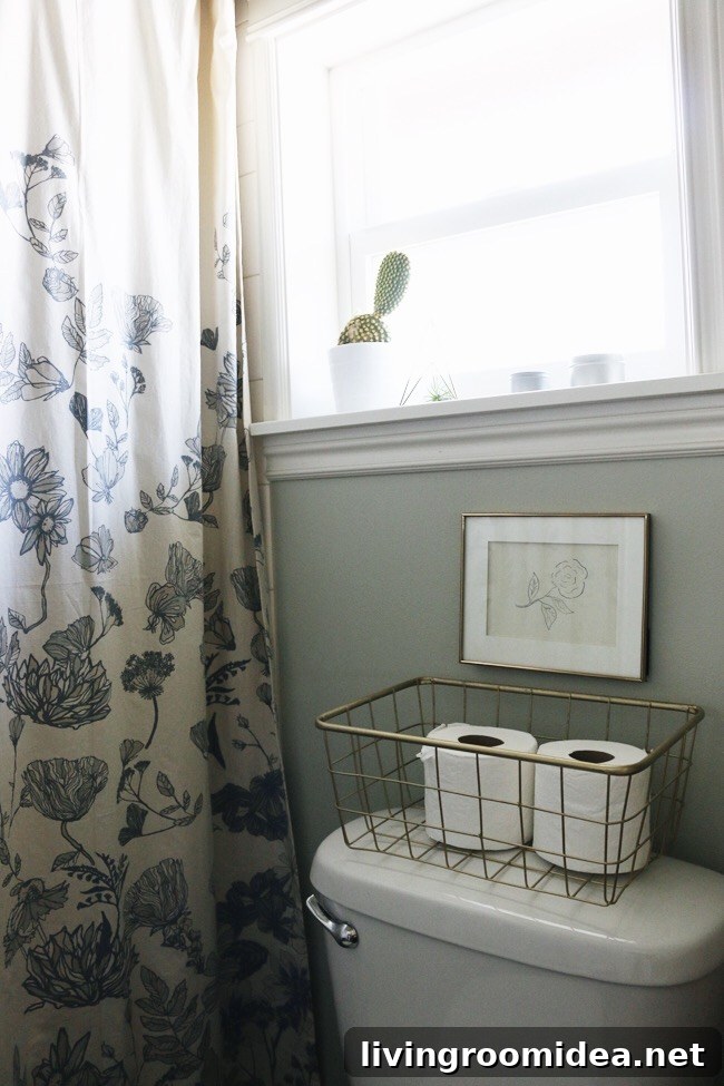 Townhouse Decorating - Small Bathroom Design