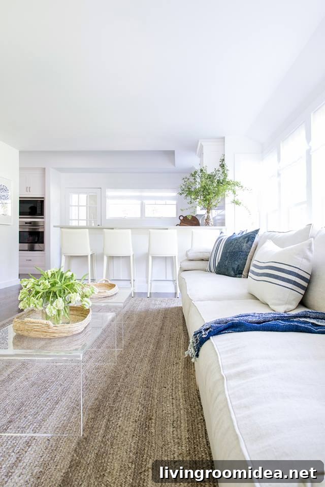 East Hampton New-Traditional Home by Chango & Co. 4 img 105541 6