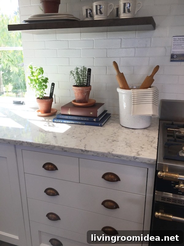 Modern Coastal Farmhouse Kitchen