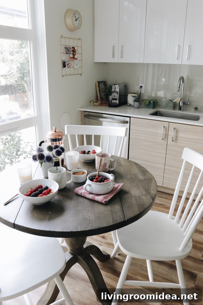 Seattle Apartment Dining Ideas for Small Spaces: Stylish Layouts 7 Seattle apartment dining area