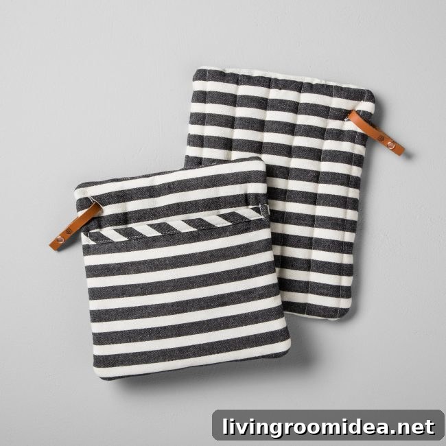 striped pot holder - 
