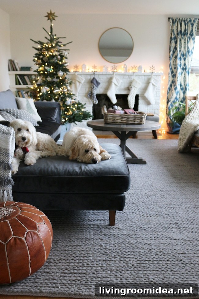 Christmas Home Tour 2017: Festive Decor Ideas for Holiday Visitors 21 Christmas House Tour