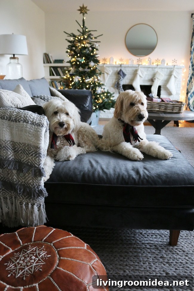 Christmas Home Tour 2017: Festive Room-by-Room Decorating Ideas 23 Christmas House Tour - The Inspired Room