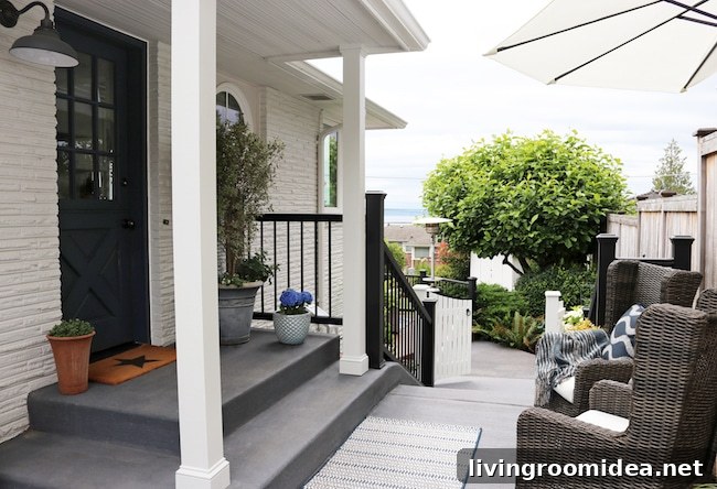 Side patio