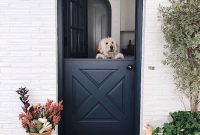 Cozy Fall Porch Decorating Ideas to Welcome Guests