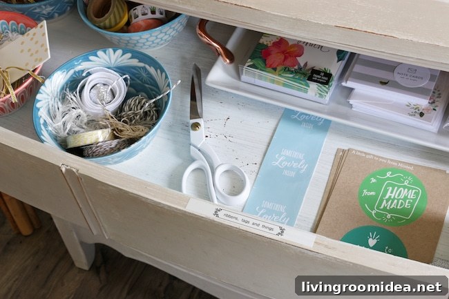 Create Joyful Drawers: Smart, Simple Drawer Organization Ideas 12 img 116516 11