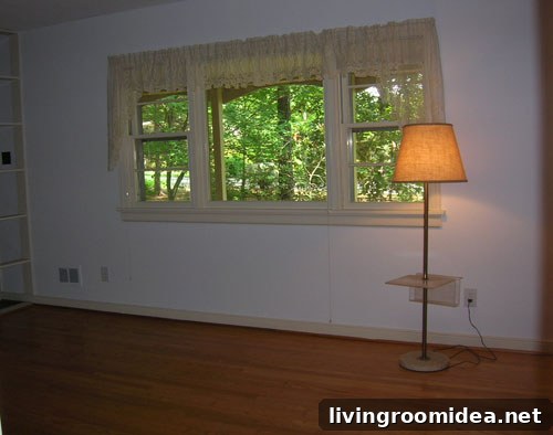 housebeforelivingroom