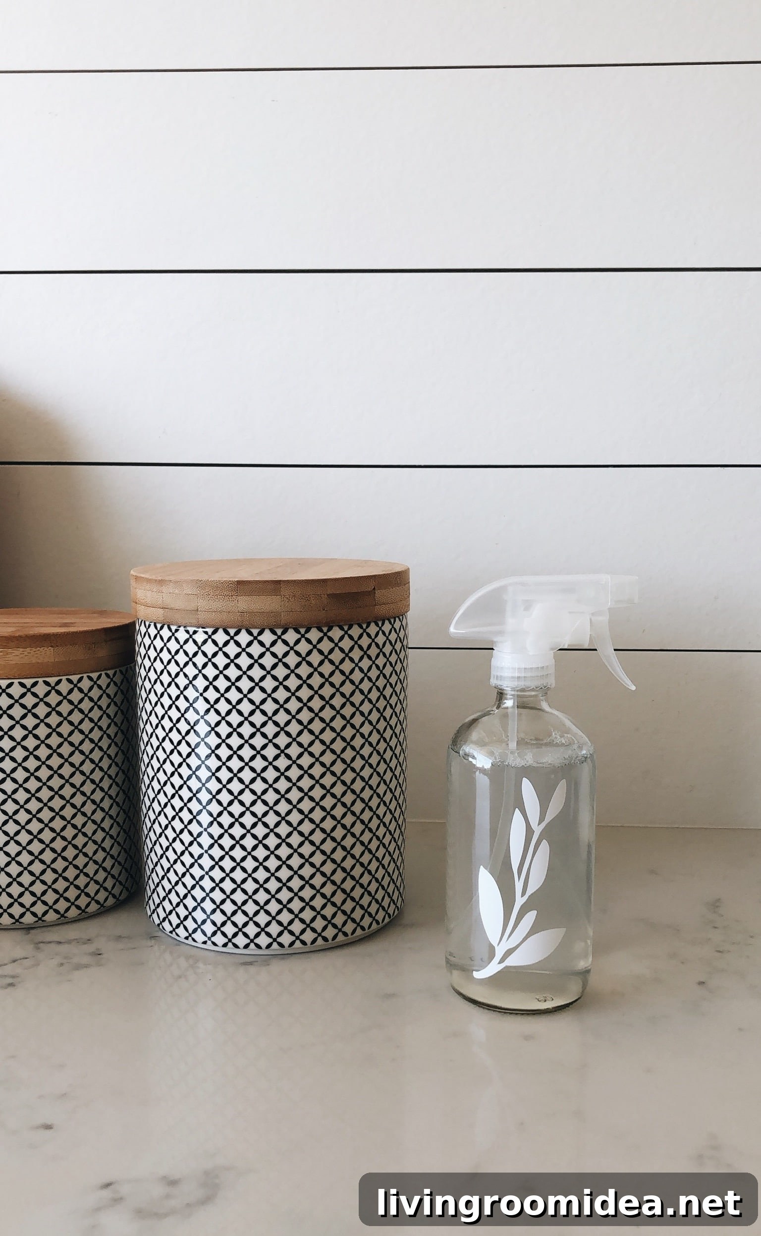 nontoxic cleaning scents glass bottle