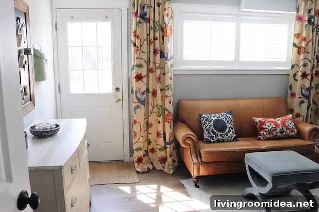 Create a Stylish Home Office with Painted Wood Shutters 8 img 118908 7