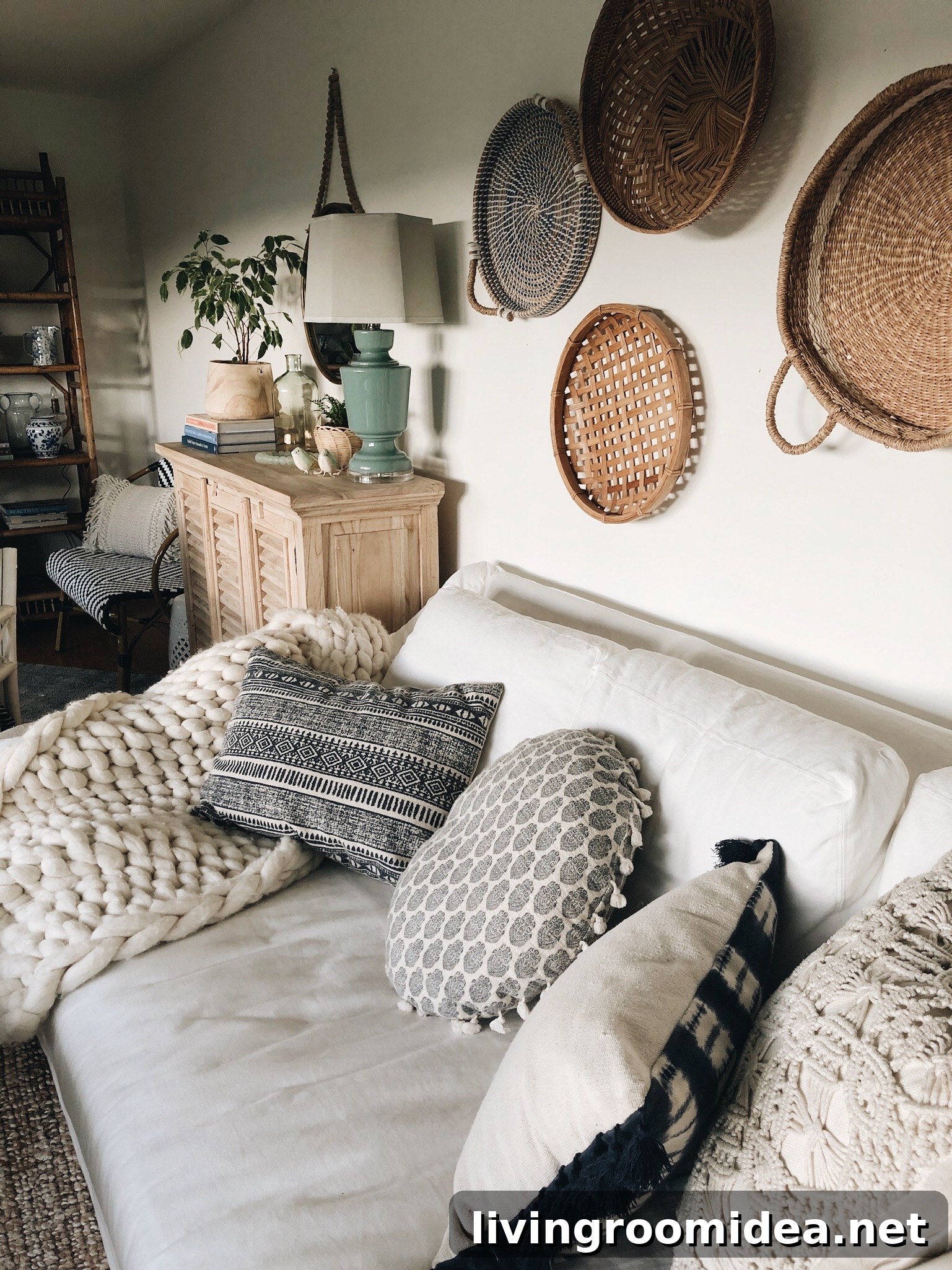 Cozy Fall Home Refresh: Rearrange What You Already Own 4 img 120150 3 1