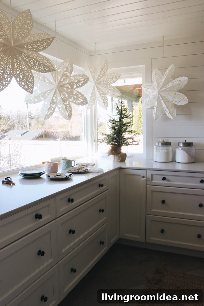 Christmas Decorating Ideas for Cozy Home Style Saturdays 2 img 121574 1 1