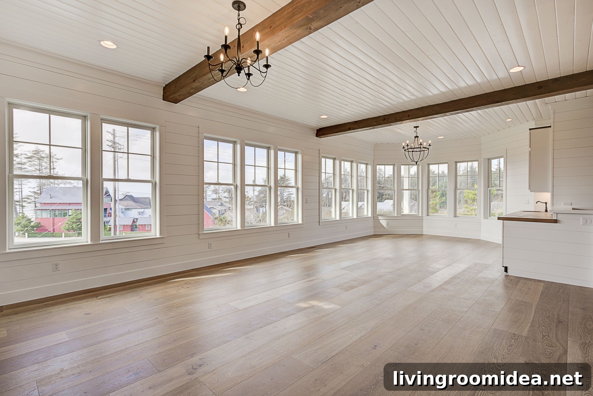 Inside a Dream Beach House in Seabrook: Coastal Home Tour 12 Beach house tour Seabrook, shiplap walls