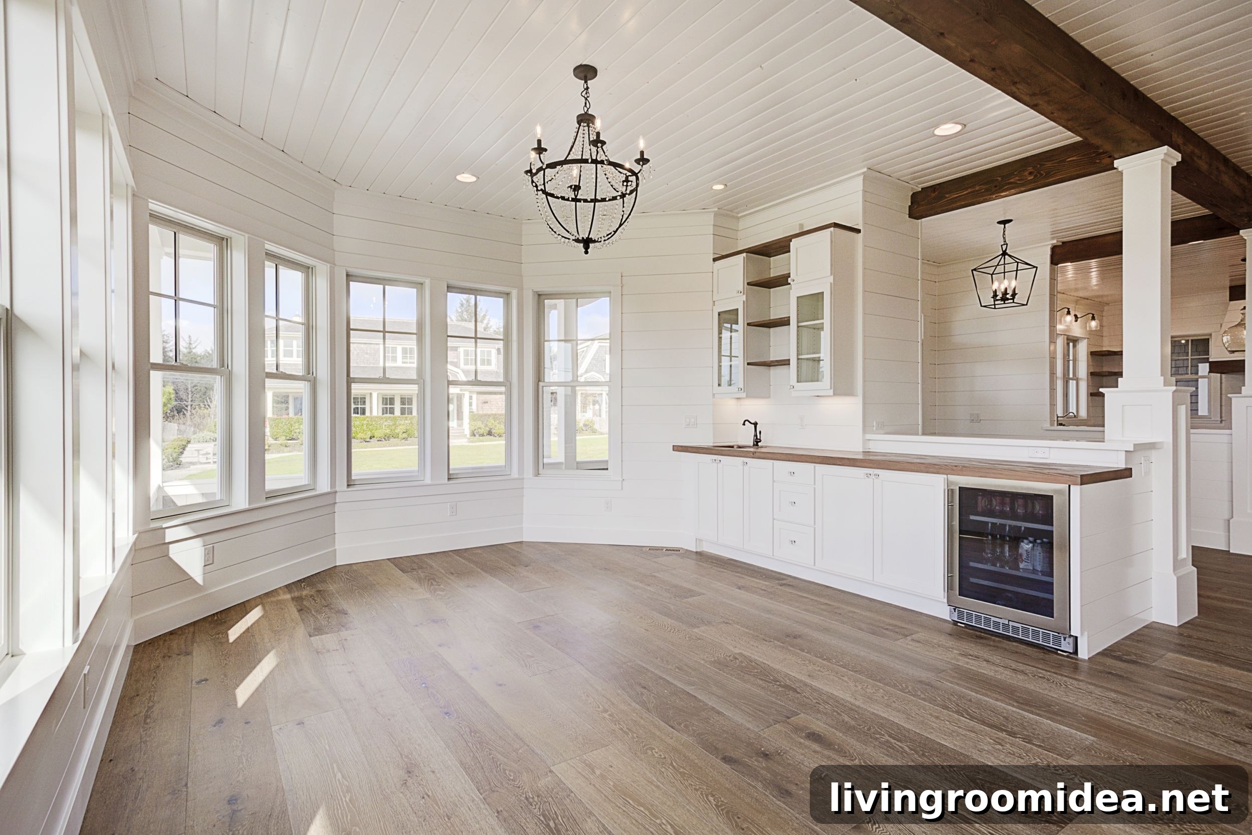 Beach house tour, coastal home tour Shiplap walls, modern coastal style.