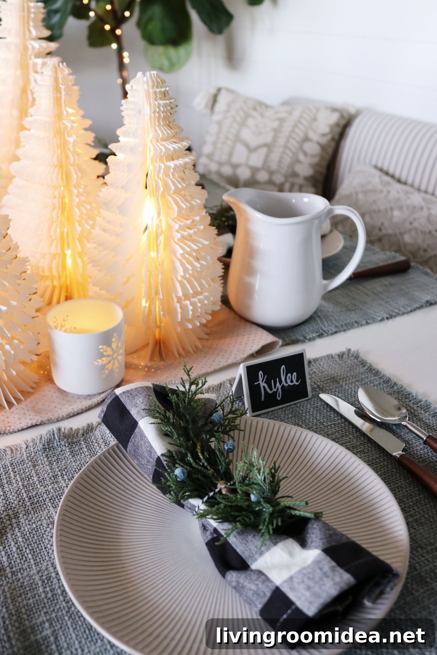 Modern Sentimental Holiday Decor Ideas for a Cozy Season 6 img 122312 5 1