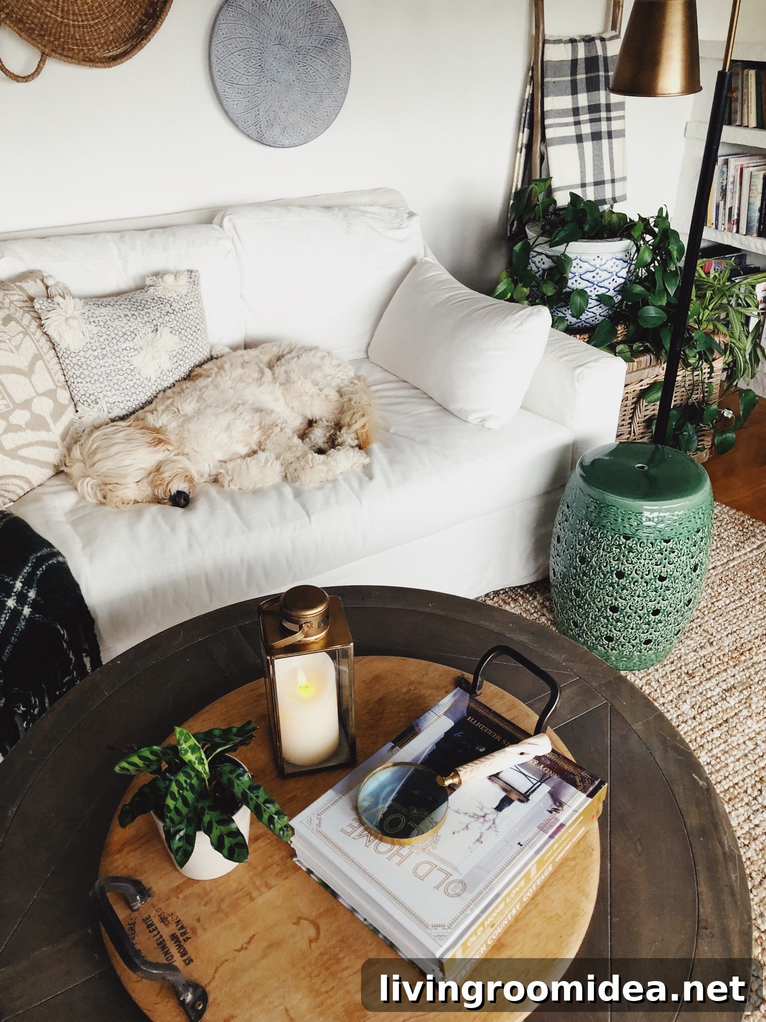 4 Cozy Ways to Set a Warm Winter Mood 8 Getting cozy