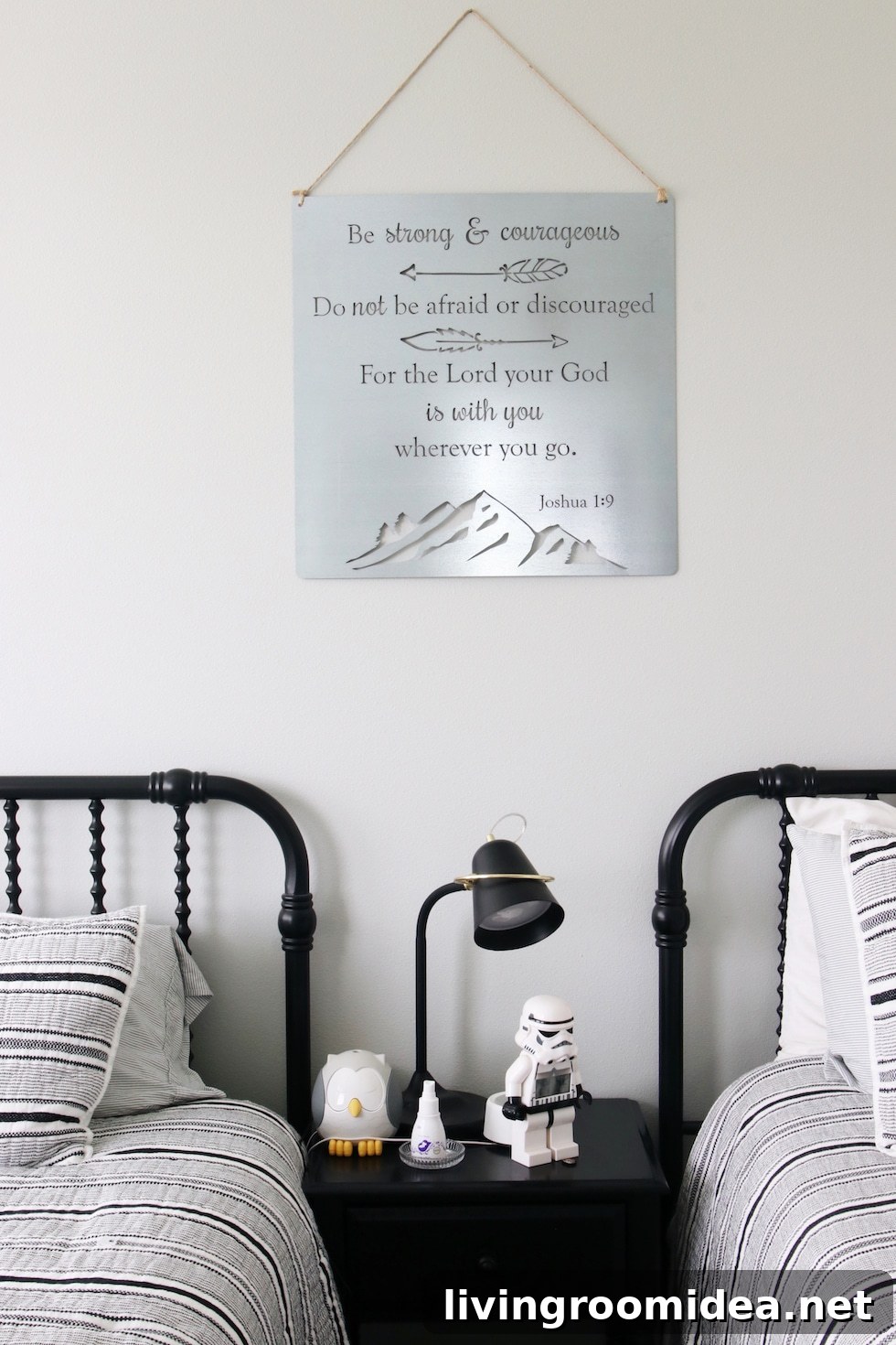Coastal Dream Home Tour: Upper Levels Walkthrough 20 Twin beds