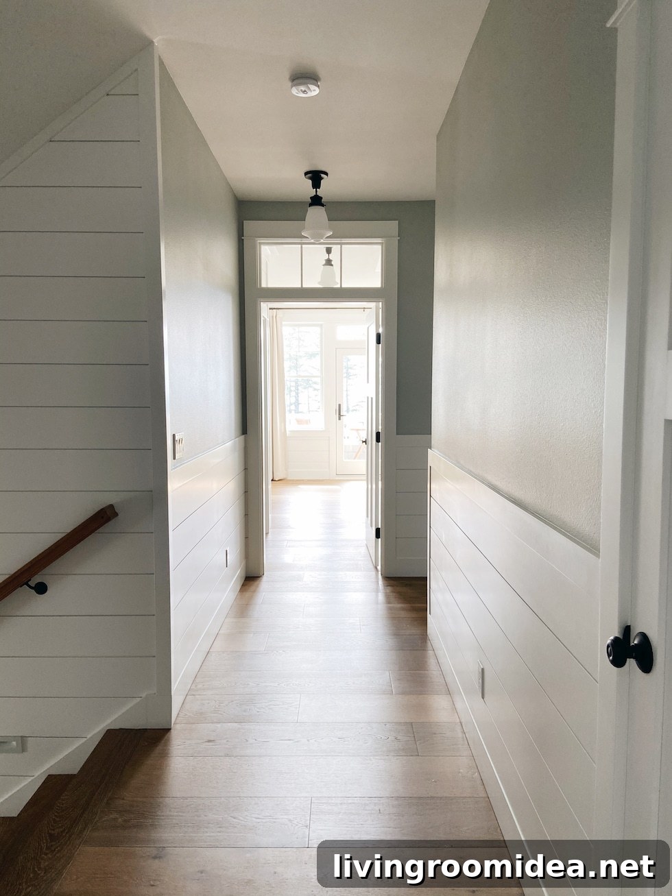Benjamin Moore Gray Owl  and  Benjamin Moore Chantilly Lace paint colors