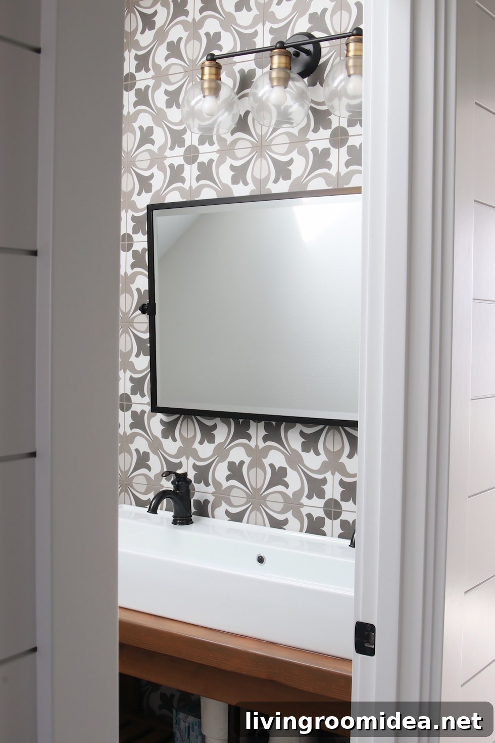 pattern wall tile