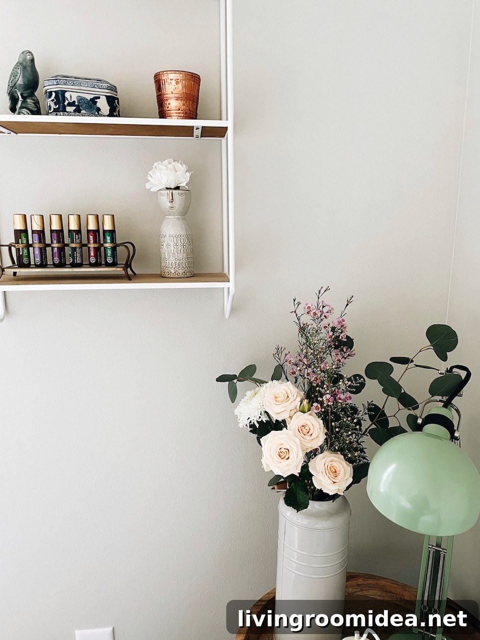 Cozy Small Apartment Bedroom Ideas Inspired by Courtney 8 img 133533 7 1