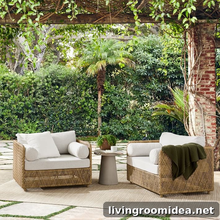 Outdoor Lounge Chairs: Stylish Furniture and Decor Ideas 12 img 134163 11