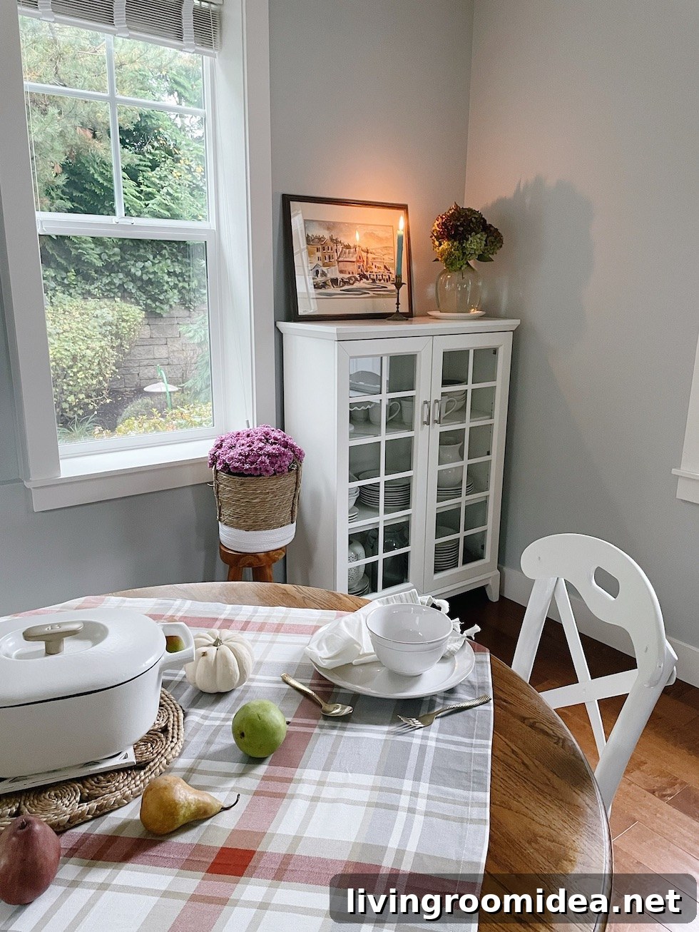 Cozy Fall Dining Room Reveal and Simple Tablescape Ideas 8 img 138407 8 1