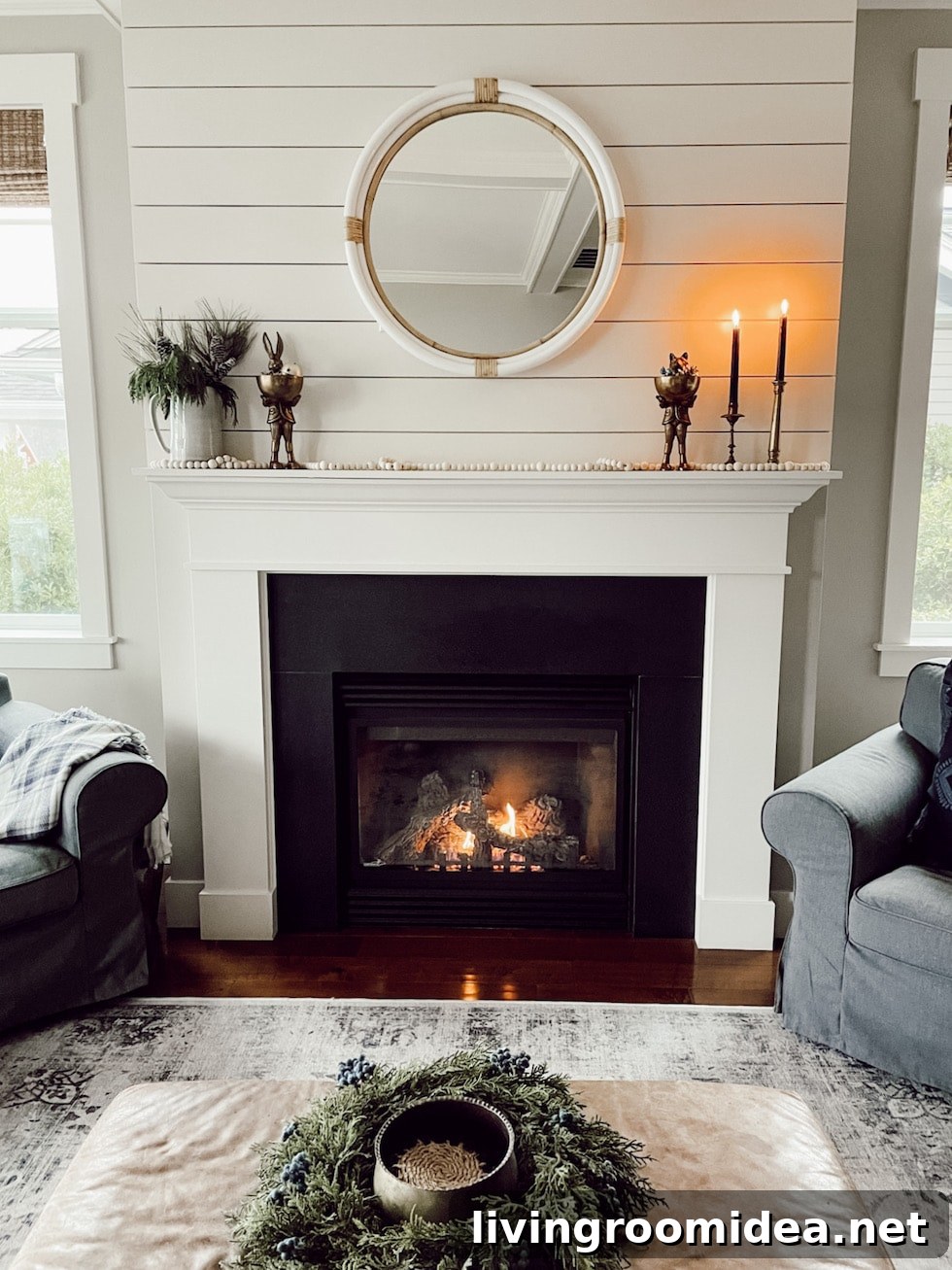 Christmas Mantel Decor Ideas That Showcase Your Personality 2 img 138995 1 2
